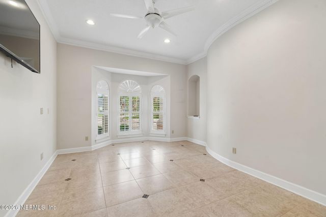4728 UNIVERSITY Boulevard N, Jacksonville, FL 32277