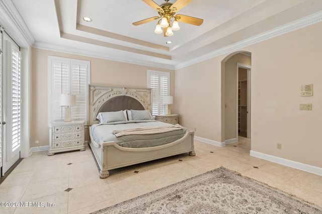 4728 UNIVERSITY Boulevard N, Jacksonville, FL 32277
