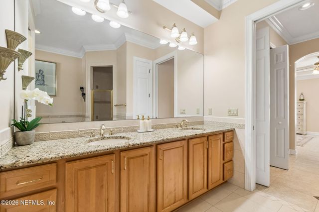 4728 UNIVERSITY Boulevard N, Jacksonville, FL 32277