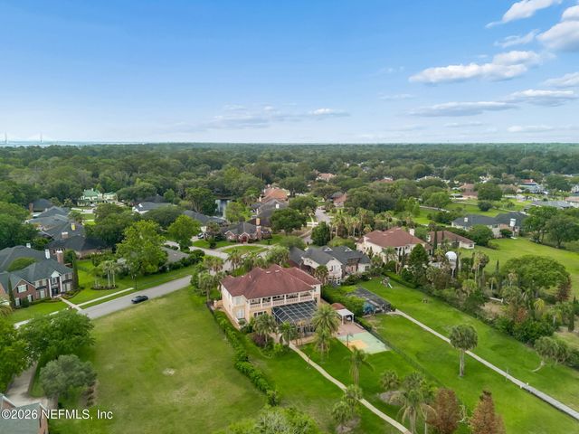 4728 UNIVERSITY Boulevard N, Jacksonville, FL 32277