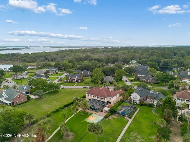 4728 UNIVERSITY Boulevard N, Jacksonville, FL 32277