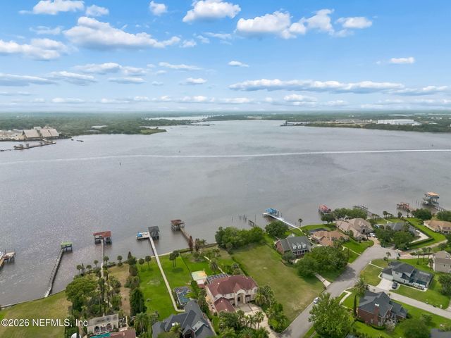 4728 UNIVERSITY Boulevard N, Jacksonville, FL 32277