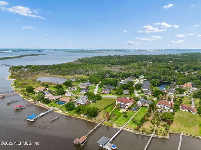 4728 UNIVERSITY Boulevard N, Jacksonville, FL 32277