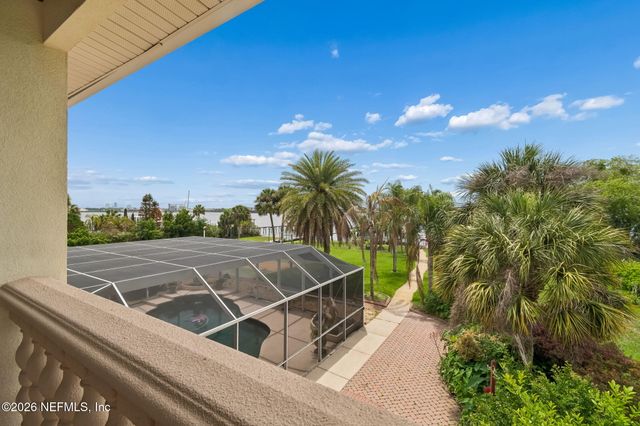 4728 UNIVERSITY Boulevard N, Jacksonville, FL 32277
