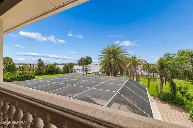 4728 UNIVERSITY Boulevard N, Jacksonville, FL 32277