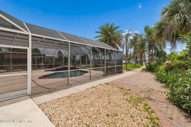 4728 UNIVERSITY Boulevard N, Jacksonville, FL 32277