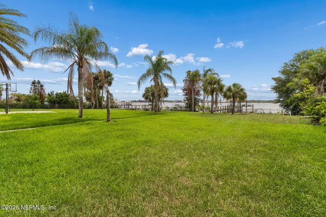 4728 UNIVERSITY Boulevard N, Jacksonville, FL 32277