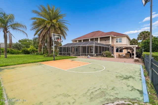 4728 UNIVERSITY Boulevard N, Jacksonville, FL 32277