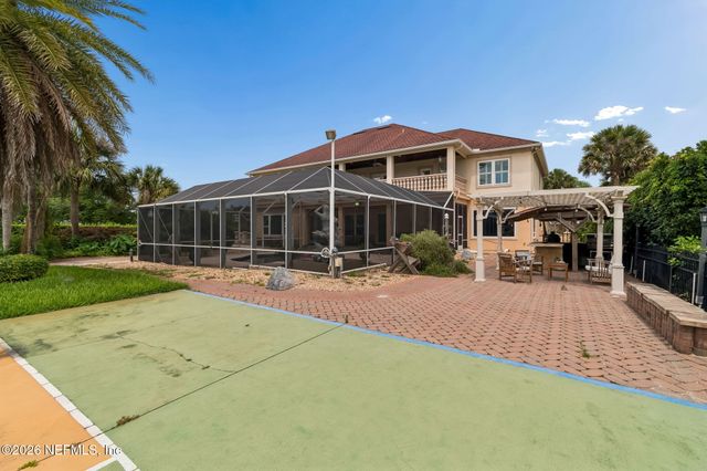 4728 UNIVERSITY Boulevard N, Jacksonville, FL 32277
