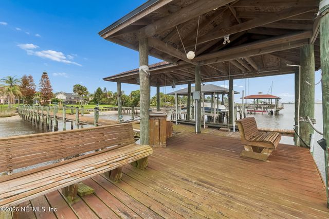 4728 UNIVERSITY Boulevard N, Jacksonville, FL 32277