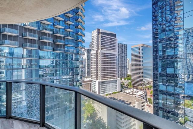 801 S Miami Ave 2205, Miami, FL 33130