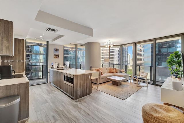 801 S Miami Ave 2205, Miami, FL 33130