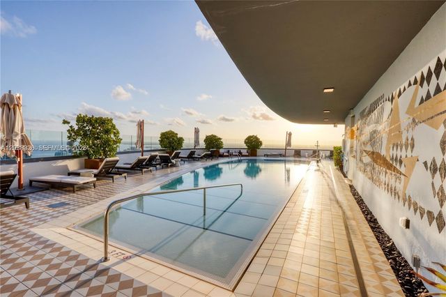 801 S Miami Ave 2205, Miami, FL 33130