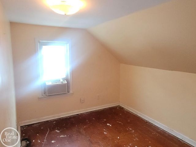 3342 Bart Street, Warren, MI 48091