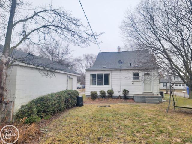 3342 Bart Street, Warren, MI 48091