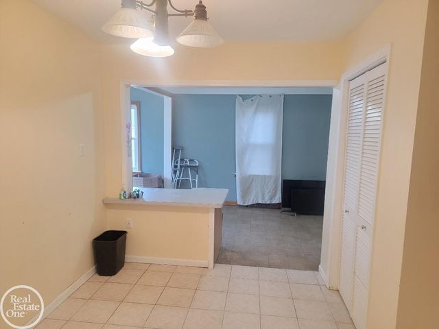 3342 Bart Street, Warren, MI 48091