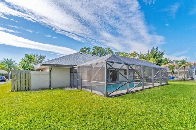13471 Barberry Drive, Wellington, FL 33414