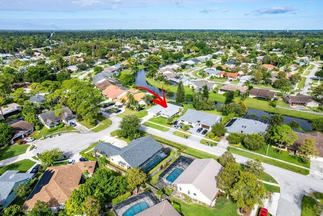13471 Barberry Drive, Wellington, FL 33414