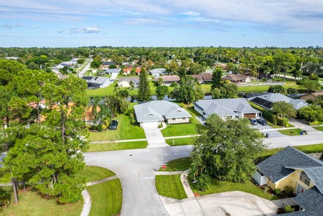 13471 Barberry Drive, Wellington, FL 33414