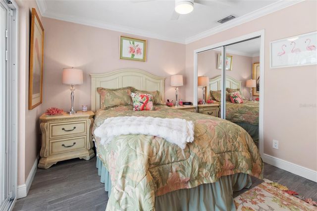 3326 BOUGAINVILLEA STREET, Sarasota, FL 34239