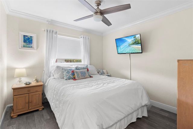 3326 BOUGAINVILLEA STREET, Sarasota, FL 34239