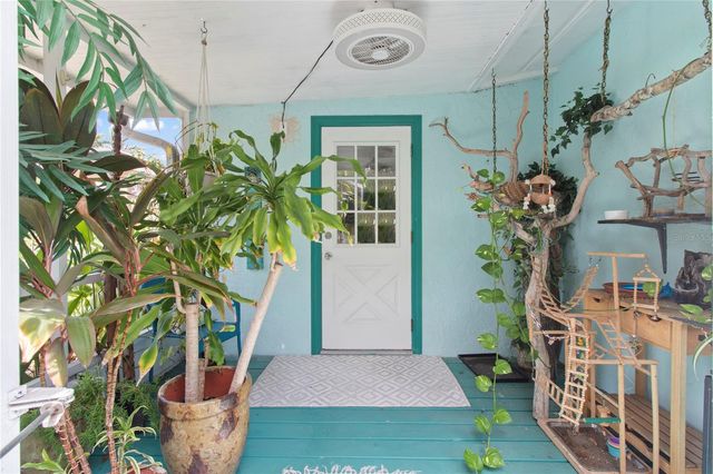 3326 BOUGAINVILLEA STREET, Sarasota, FL 34239