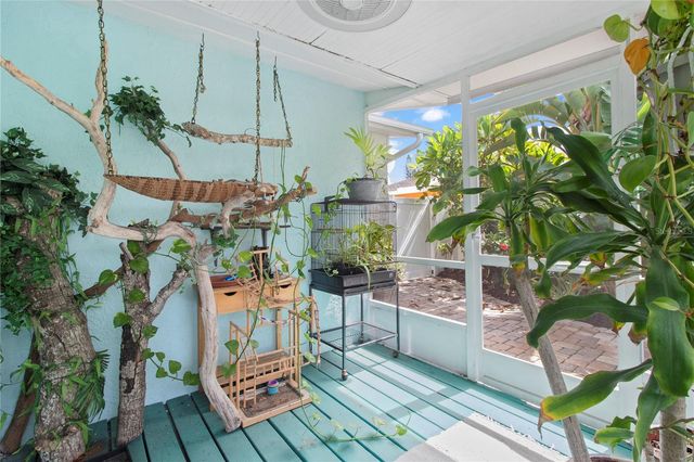 3326 BOUGAINVILLEA STREET, Sarasota, FL 34239