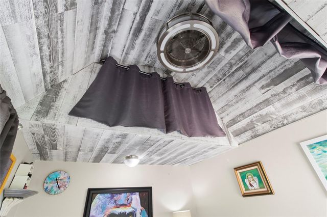3326 BOUGAINVILLEA STREET, Sarasota, FL 34239