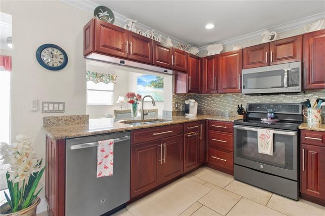 3326 BOUGAINVILLEA STREET, Sarasota, FL 34239