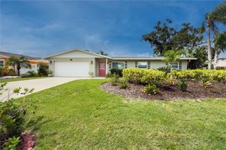 3326 BOUGAINVILLEA STREET, Sarasota, FL 34239