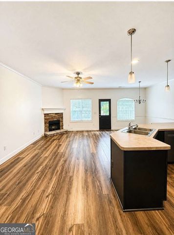 121 Linton Drive, Acworth, GA 30102