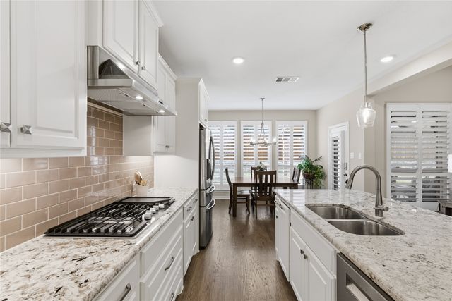 711 Uplands Drive, Northlake, TX 76226