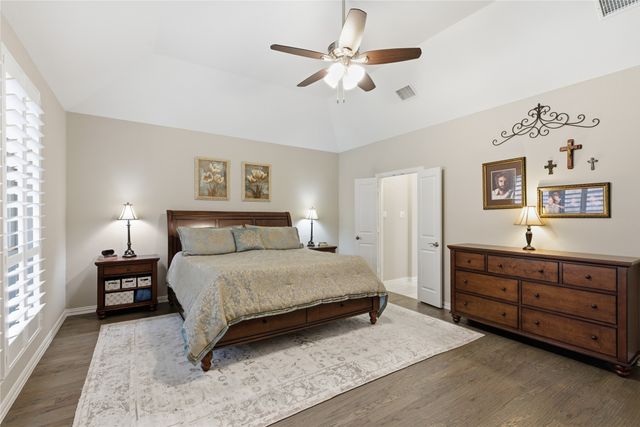 711 Uplands Drive, Northlake, TX 76226