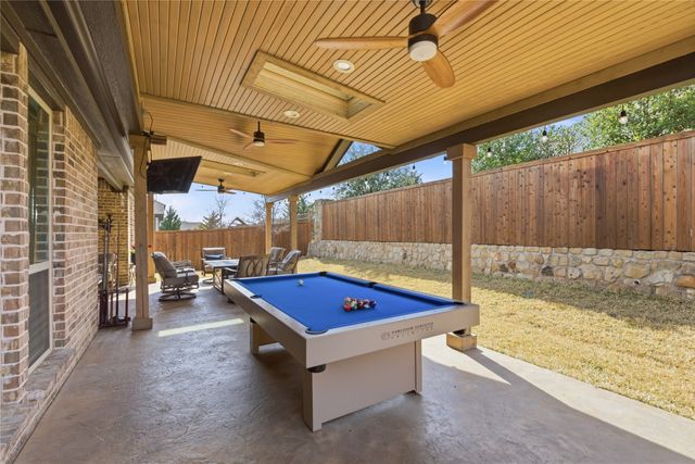 711 Uplands Drive, Northlake, TX 76226