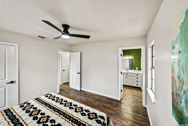 3131 Whitewing, San Antonio, TX 78230