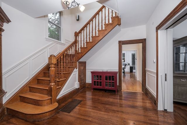 87 Hillside Rd NA, Newton, MA 02461