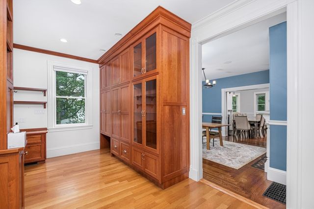 87 Hillside Rd NA, Newton, MA 02461