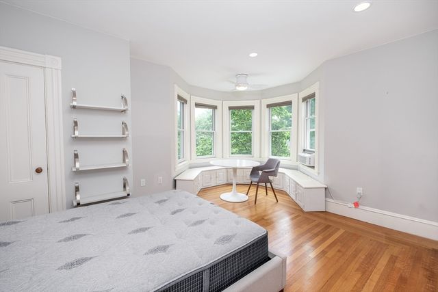 87 Hillside Rd NA, Newton, MA 02461