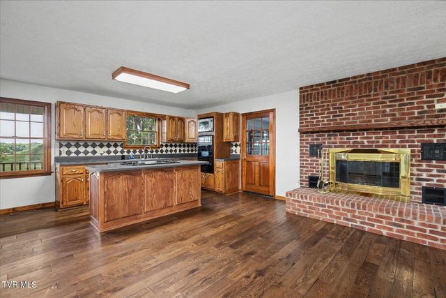 268 Byington Road, Rogersville, TN 37857