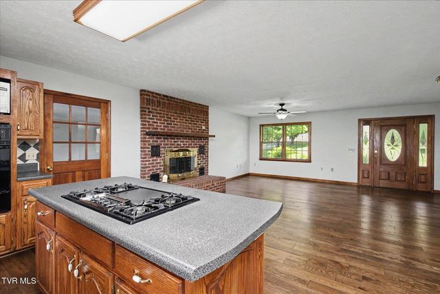 268 Byington Road, Rogersville, TN 37857
