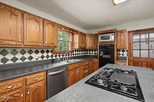 268 Byington Road, Rogersville, TN 37857