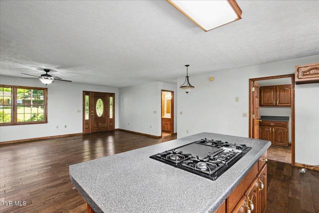 268 Byington Road, Rogersville, TN 37857