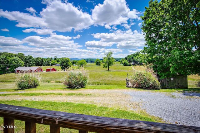 268 Byington Road, Rogersville, TN 37857