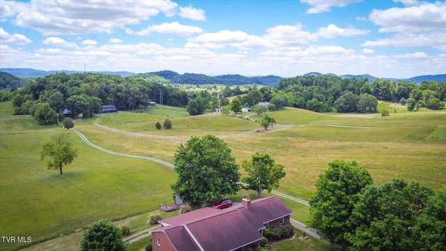 268 Byington Road, Rogersville, TN 37857