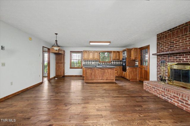 268 Byington Road, Rogersville, TN 37857