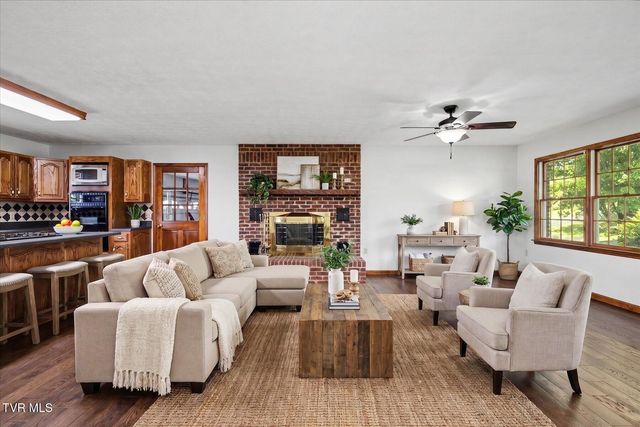 268 Byington Road, Rogersville, TN 37857