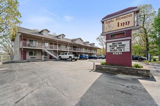 3043 E Van Buren, Eureka Springs, AR 72632