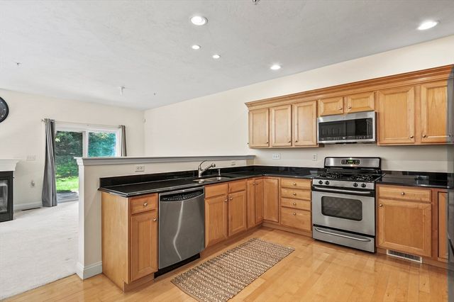 508 Linwood Court 508, Clinton, MA 01510