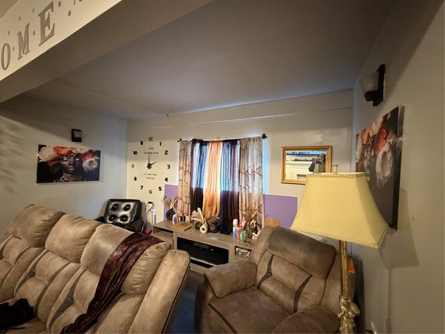 858 E 25TH Street, Erie, PA 16504