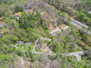 26 Lansing Road, Waynesville, NC 28786